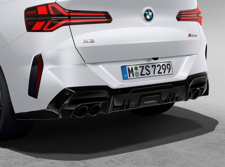 Cómo decidir entre un SUV PHEV generalista y uno premium con la misma autonomía eléctrica homologada