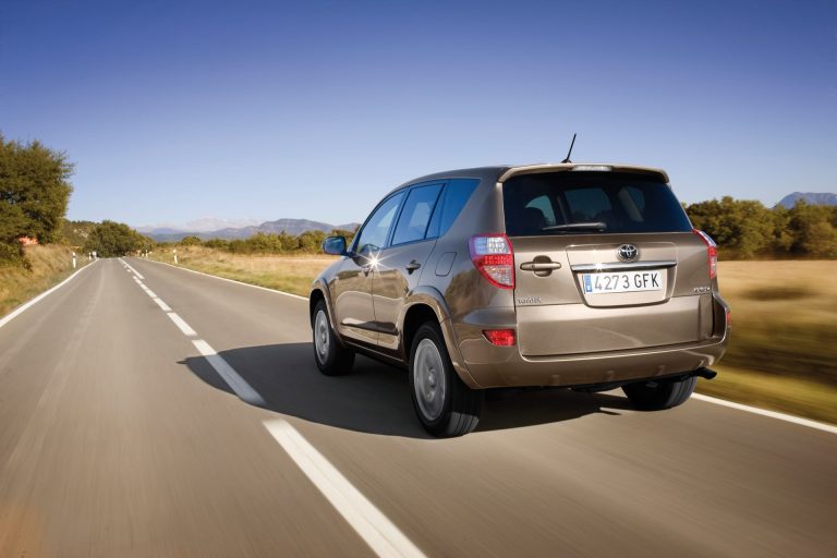 Cómo calcular el ahorro real en combustible de un SUV PHEV frente a un HEV según tu ratio de uso eléctrico Cómo calcular el ahorro real en combustible de un SUV PHEV frente a un HEV según tu ratio de uso eléctrico