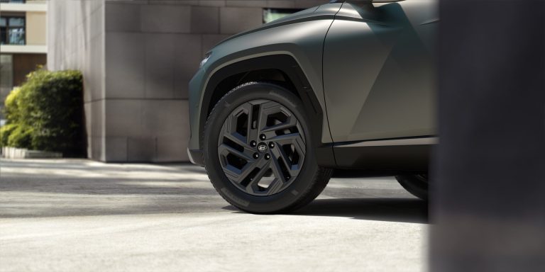 Cómo interpretar el descuento anunciado de un SUV en 2026: precio final real, condiciones y trampas del PVP