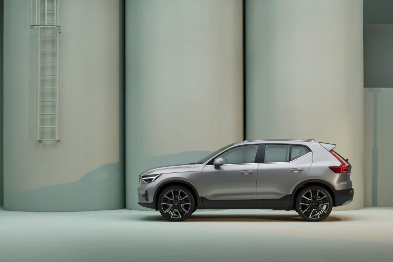 Ranking de SUV-C PHEV bajo 55.000 € con mayor potencia de carga AC en 2026