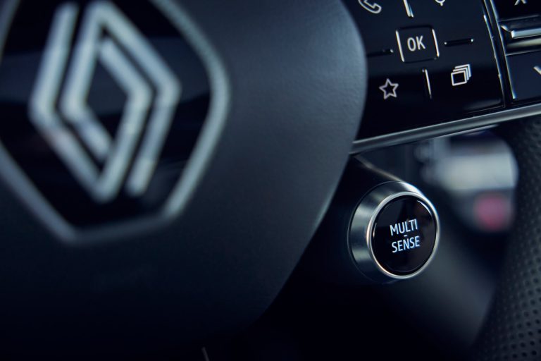 Ranking de SUV-C eléctricos con mayor autonomía real WLTP en 2026 por debajo de 50.000 € Ranking de SUV-C eléctricos con mayor autonomía real WLTP en 2026 por debajo de 50.000 €