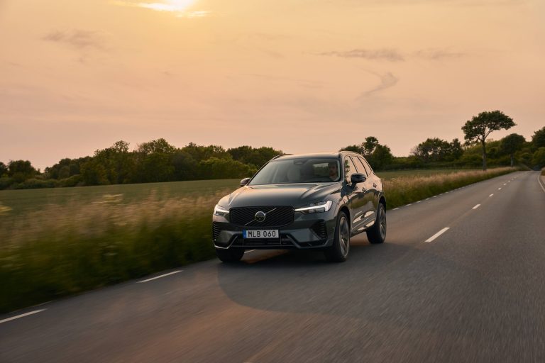 Ranking de SUV PHEV con mayor autonomía eléctrica real WLTP en 2026 por debajo de 60.000 € Ranking de SUV PHEV con mayor autonomía eléctrica real WLTP en 2026 por debajo de 60.000 €