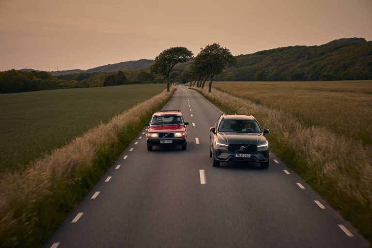 Cómo decidir entre un SUV PHEV y un SUV híbrido autorrecargable en 2026 según acceso a enchufe y kilómetros di